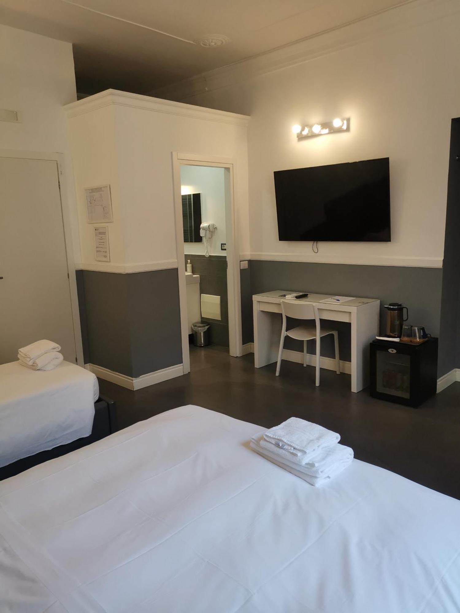 I Love Roma Guest House Buitenkant foto