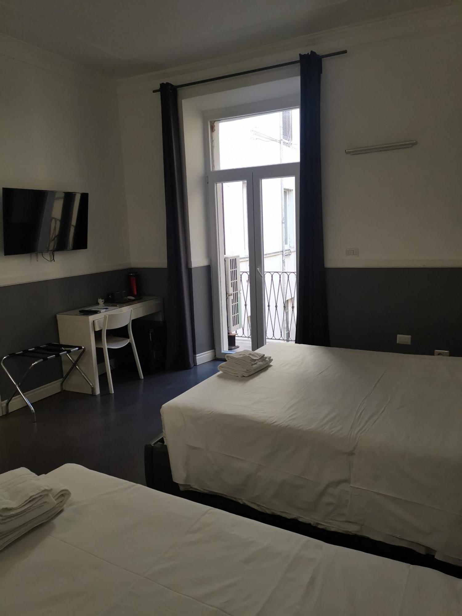 I Love Roma Guest House Buitenkant foto
