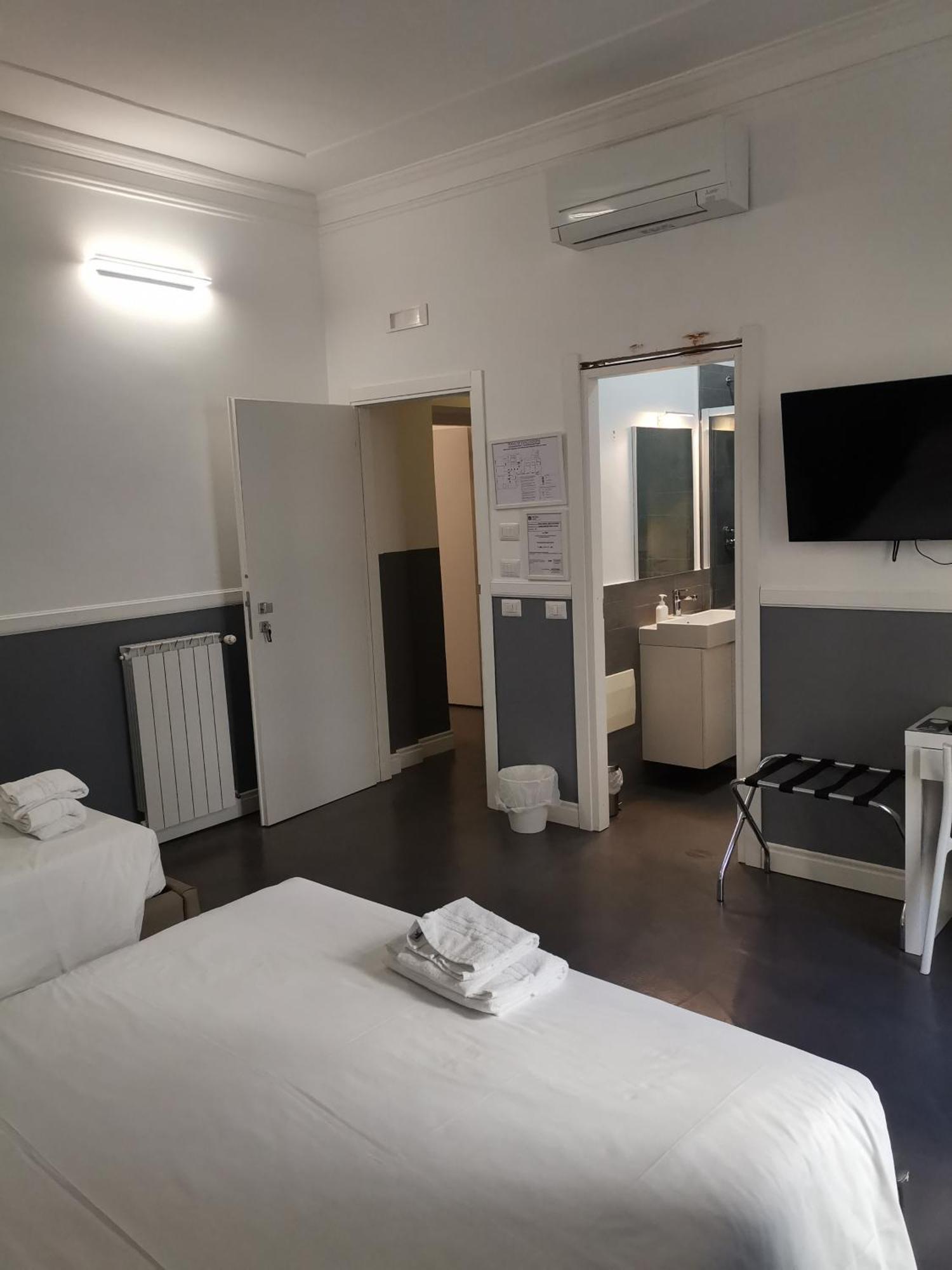 I Love Roma Guest House Buitenkant foto